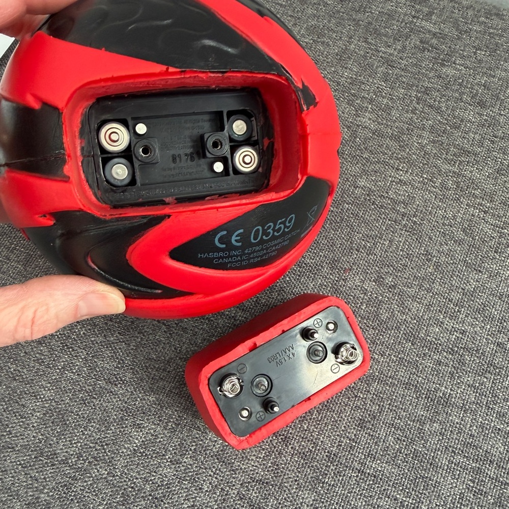 Nerf 2006 Cosmic Catch Electronic Game WORKS COMPLETE Black Red Ball Ages 7+ - Picture 12 of 14